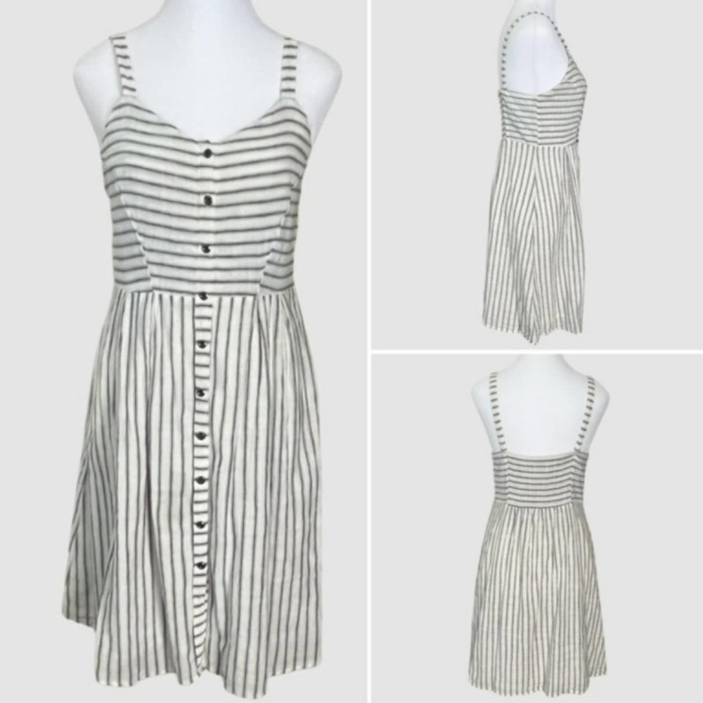 Old Navy Striped Empire Waist Sweetheart Neckline Sundress Blue/White, Size XS